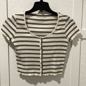 American eagle women’s button up striped short sleeve small